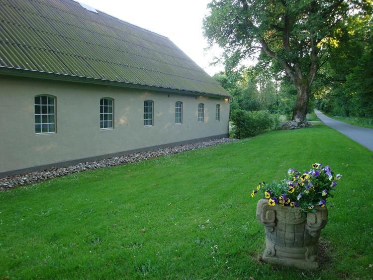 Engelsholm Bed & Breakfast Bredsten  Kültér fotó
